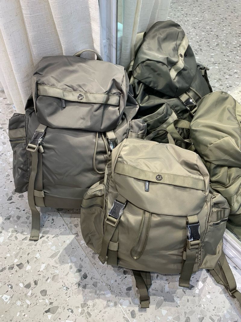 Practical Wear-resistant Cap Backpack Backpack, Backpack, Large Capacity Travel Women's Bag_voghion.com