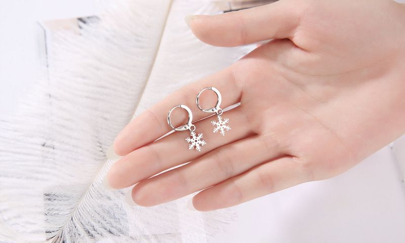 Orecchini placcati in argento S925 di alta qualità, orecchini a forma di fiocco di neve in stile foresta, orecchini dal temperamento elegante, gioielli femminili_voghion.com
