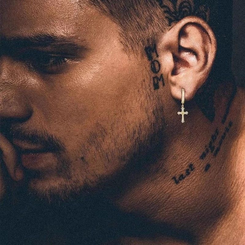 Herrenschmuck K Luo Herzkreuz-Ohrringe Kreuzgruppe mit Diamanten eingelegt Runde Paar-Ohrringe Hip Hop Trend Männer und Frauen Ohrringe_voghion.com