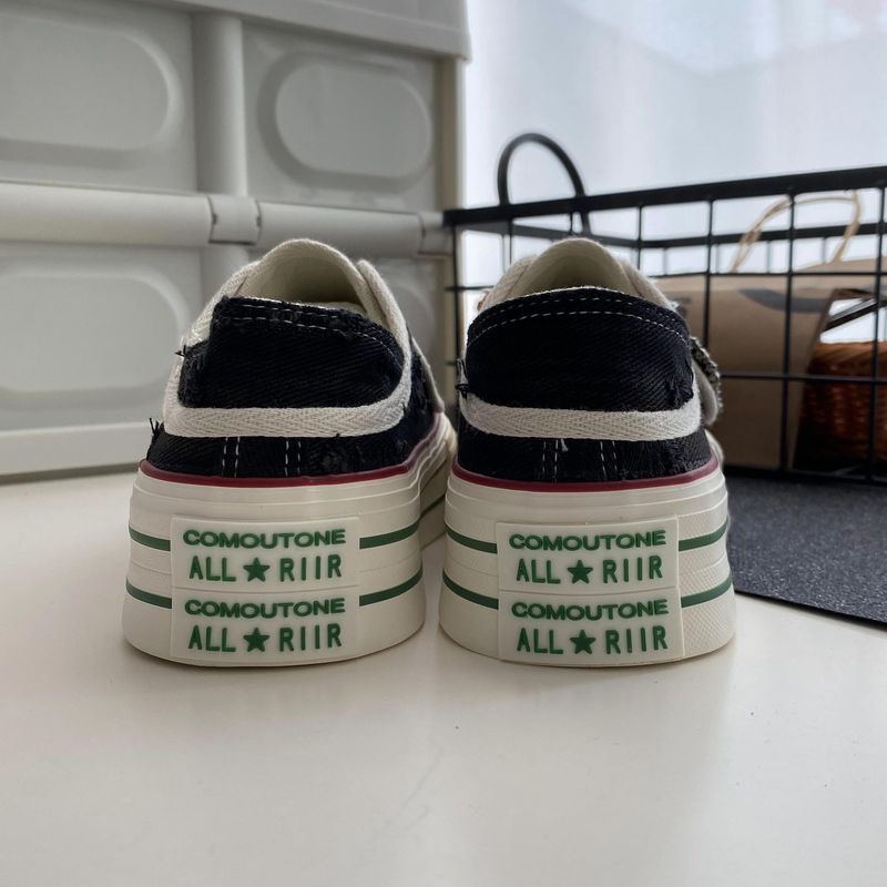 Automne 2025 Nouvelles chaussures muffin serties de diamants pour femmes Baskets décontractées à strass Baskets mode pour femmes_voghion.com