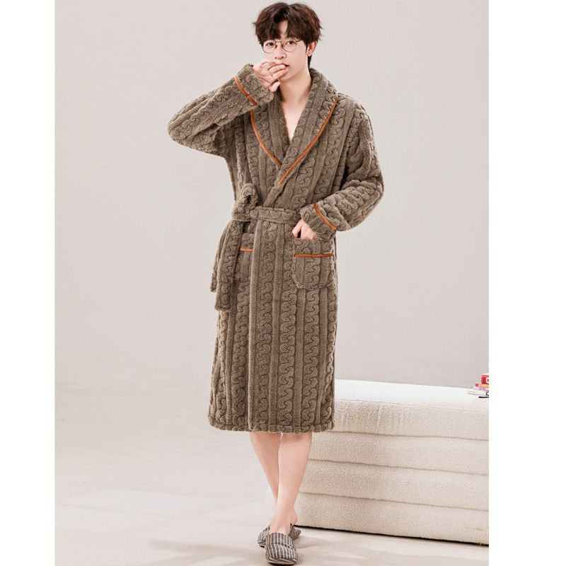 Thickened Nightgown Men's And Women's Coral Fleece Couple's Pajamas Extended Flannel Bathrobe_voghion.com