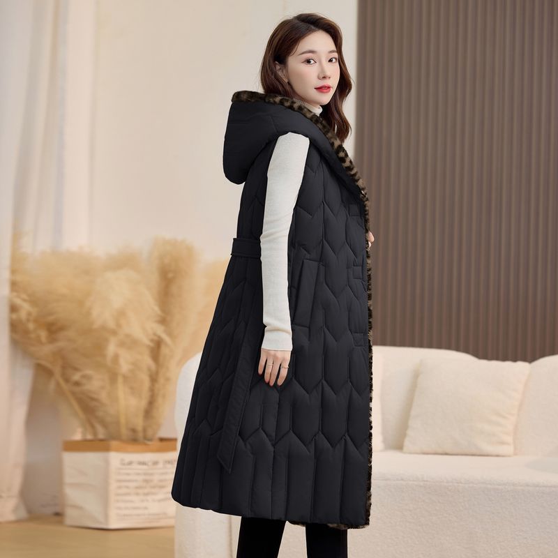 Langer Puffermantel mit Kunstfellkapuze – Damen Winterjacke (Winddicht, Slim Fit, Steppfutter, S-XXL)_voghion.com