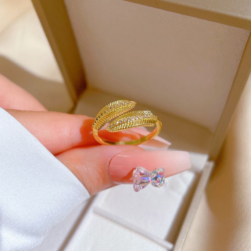 【 Real Gold Plating 】 Open Leaf Women's Fashion Micro Inlay Light Luxury Index Finger Ring, Net Red, Same Cool Style_voghion.com