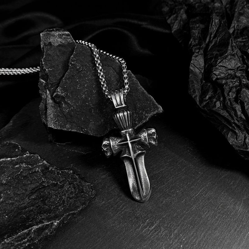 Nuovi gioielli europei e americani con personalità croce in acciaio inossidabile, collana da uomo in acciaio al titanio_voghion.com