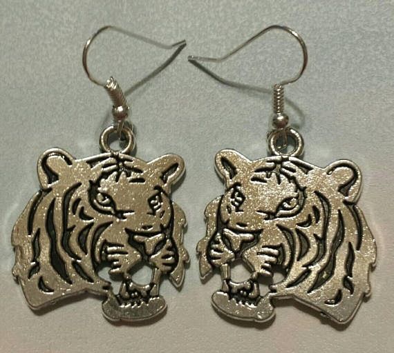 Boucles d'oreilles crochet tigre en alliage élégantes et féroces_voghion.com