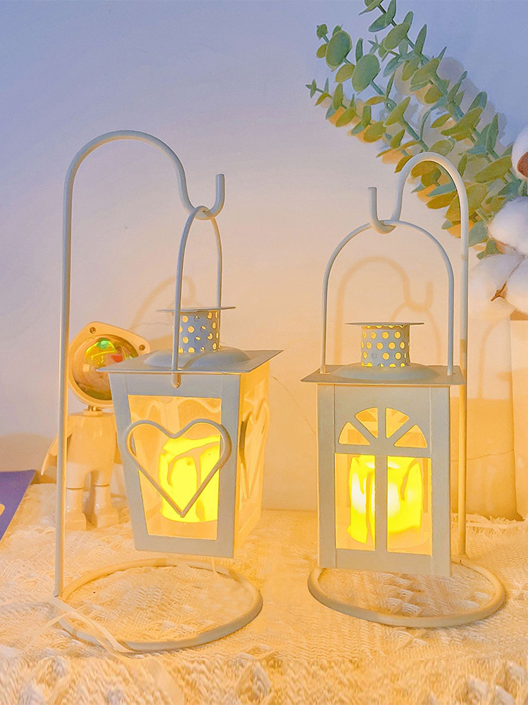 Lampada da notte creativa con candeliere Lampada da comodino premium per camera da letto, regalo affascinante per i migliori amici nel giorno della festa del popolo_voghion.com