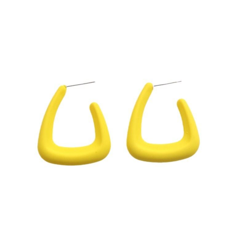 New U-Shaped Personality Acrylic Stud Women Simple C-Hoop Design Sense Earrings_voghion.com