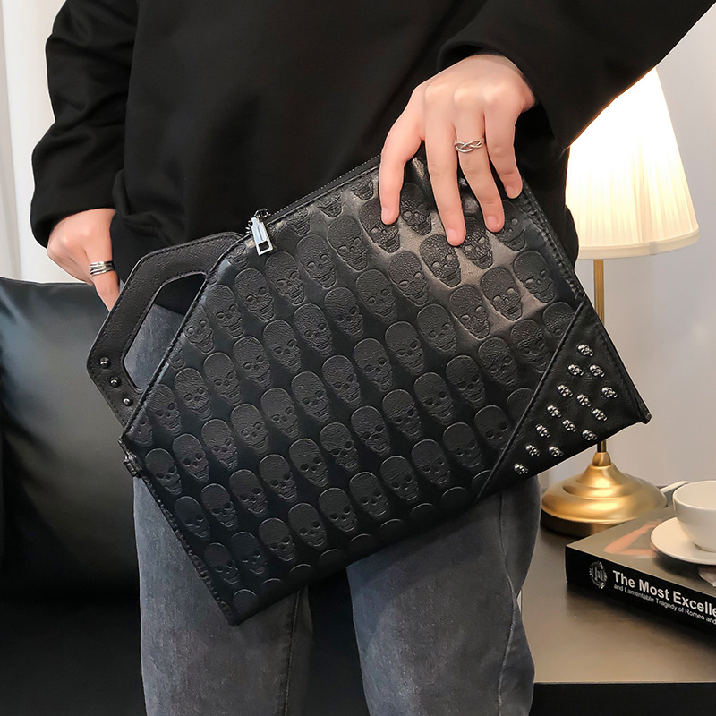 Pochette con rivetto con teschio Borse da uomo Design alla moda Portafoglio da uomo in pelle PU con busta a spalla_voghion.com