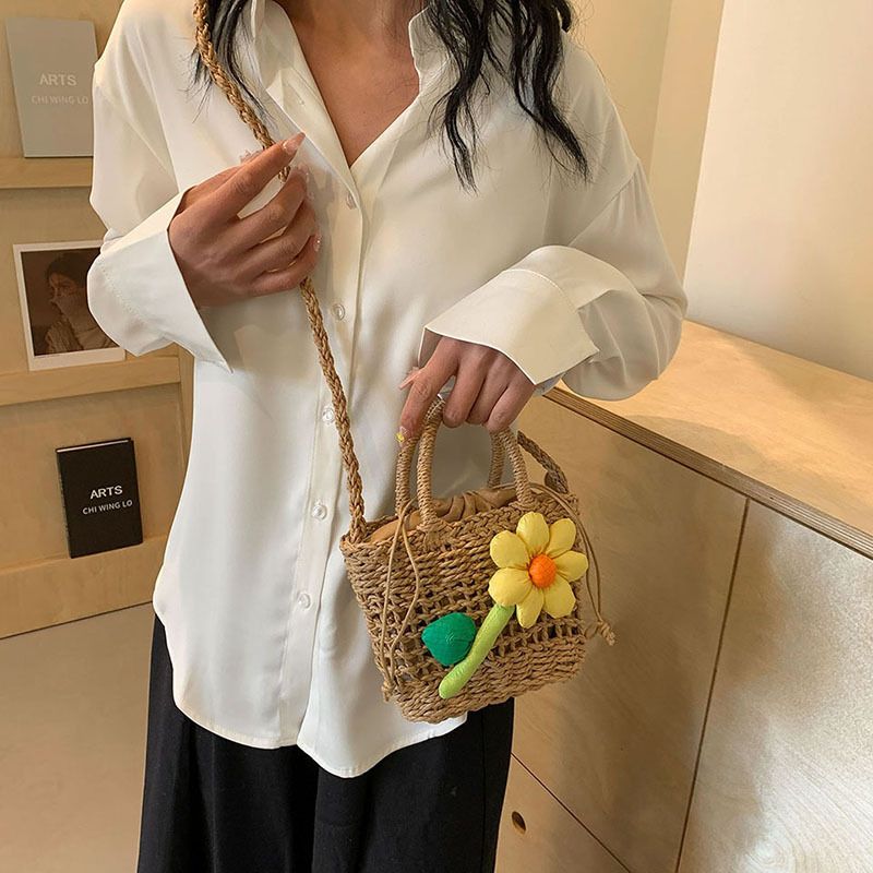 Woven For Women New Fashion Niche Shoulder Summer Vacation Beach Underarm Bucket Straw Bag_voghion.com