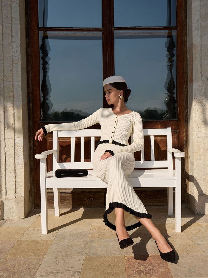Completo da donna elegante in maglia attillata con volant, due pezzi, elegante alla francese, con orlo a balze, completo da donna autunno inverno_voghion.com