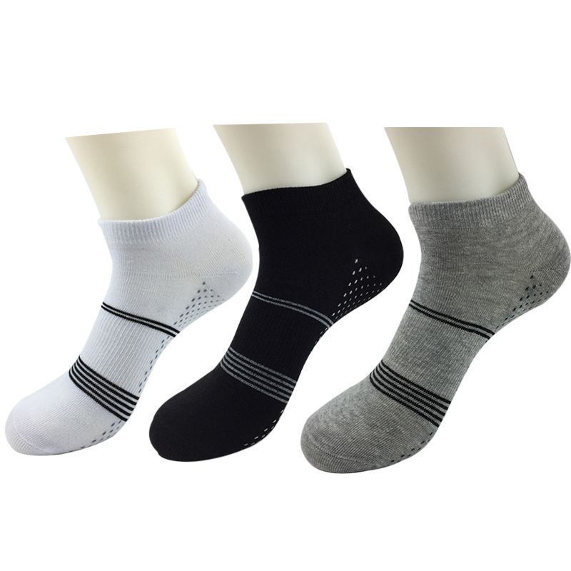 Short summer breakable sports and leisure short men's gray sweep absorbing sharp southern anti slip boat socks_voghion.com