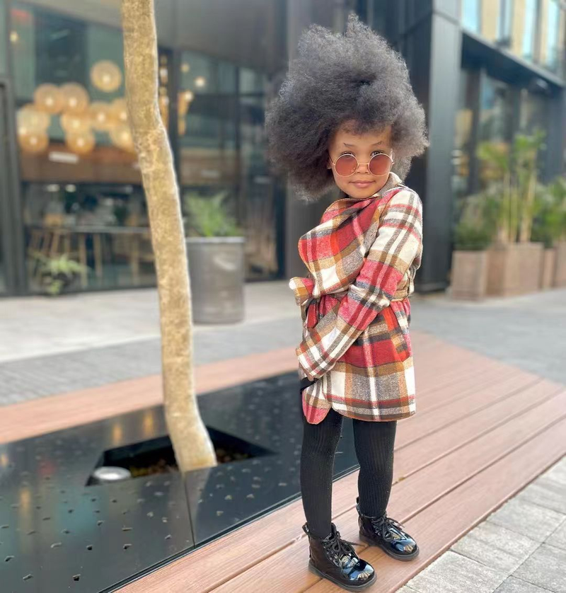 M8080 giacca autunno bambini colletto scozzese neutro top satinato a maniche lunghe trendy stile di media lunghezza_voghion.com
