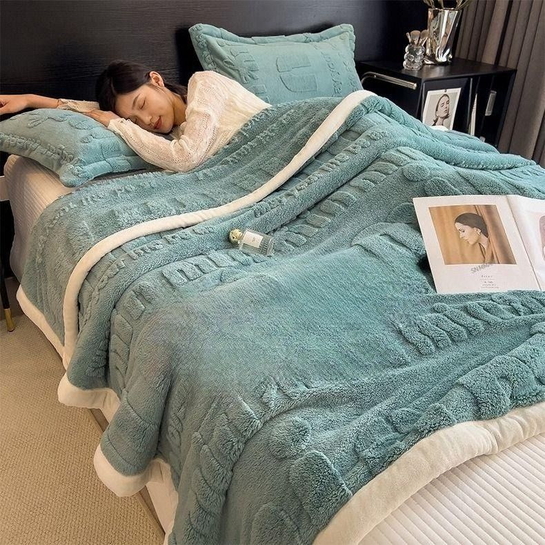 Light Luxury Rabbit Plush Blanket Thickened Warm Comfortable Cotton Velvet Blanket Siesta Air Conditioner Blanket Leisure Sofa Letter Cross-border_voghion.com