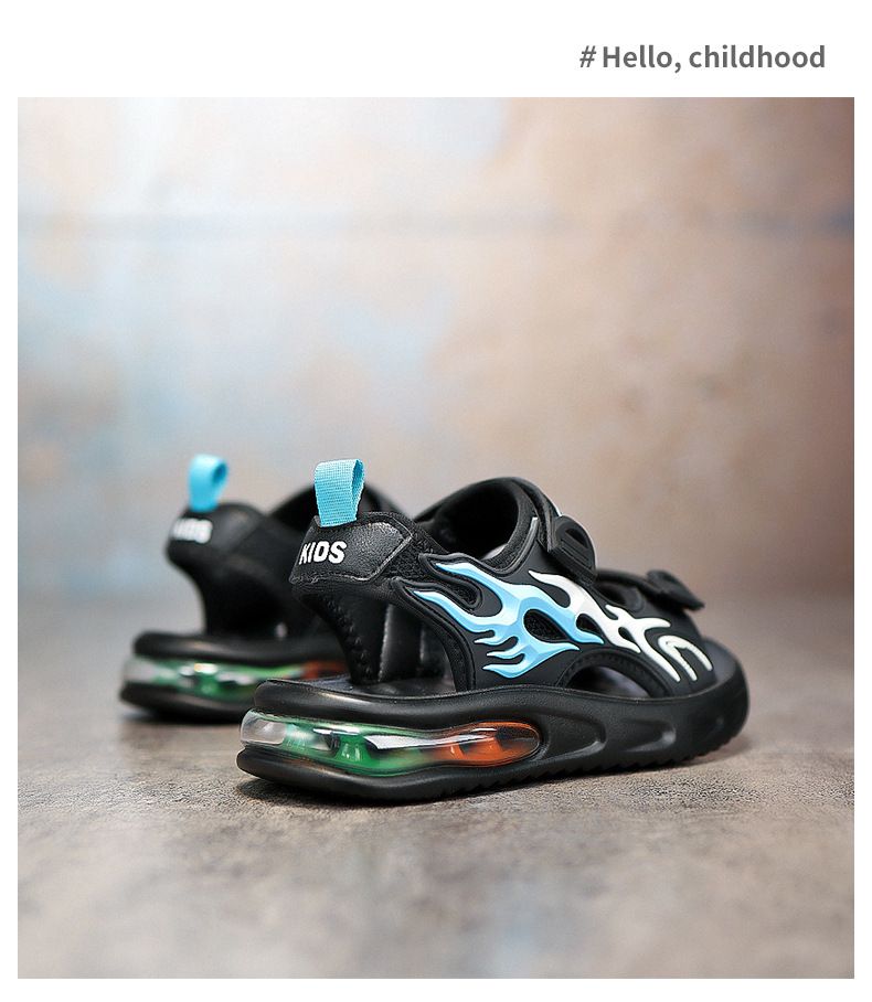 Kids Shoes Children's sandals 2024 summer new boys' non slip soft soled beach shoes for middle and large children's boys open toed trendy sandals_voghion.com