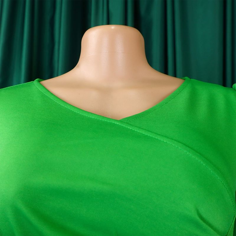 Gonna ampia a pieghe con scollo a V, elegante e alla moda, per abbigliamento femminile_voghion.com