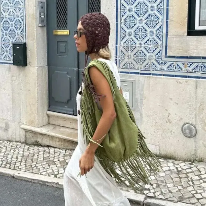 Elegante borsa a tracolla Crescent - Borsa hobo in morbida pelle scamosciata con dettagli in nappa, grande capacità per l'eleganza di tutti i giorni_voghion.com