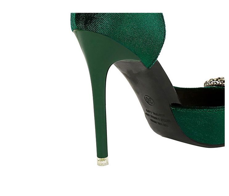 1363-K83 Bankett Dünne Absätze Verdicktes Wildleder Spitz Seitlich Hohl Metall Wasser Diamant Schnalle Ultra High Heel Einzelschuhe_voghion.com