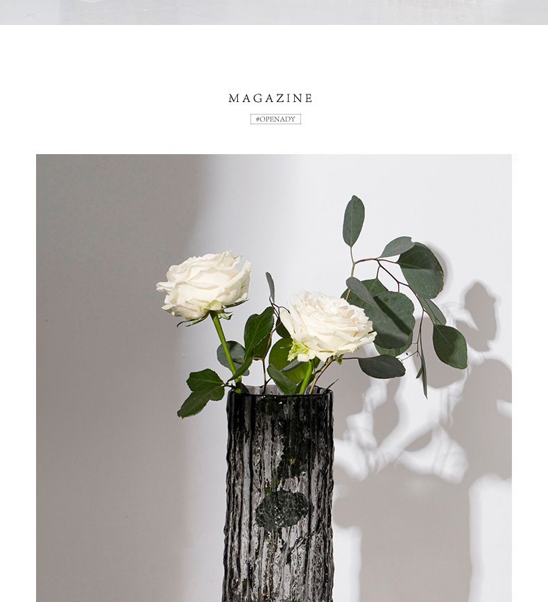Glacial Art Celebrity Vase - Composizione floreale in vetro ghiacciato trasparente per decorazioni di lusso
_voghion.com