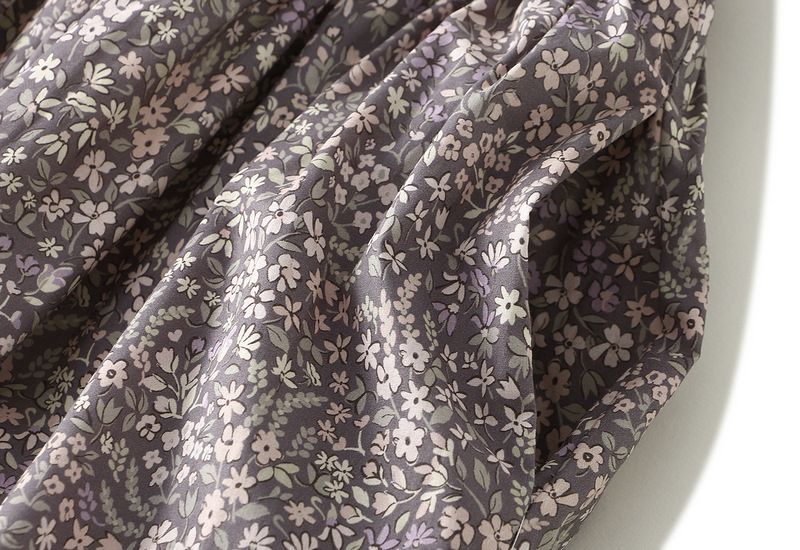 Gonna midi a vita alta con drappeggio floreale per donna; gonna a trapezio; abito lungo._voghion.com