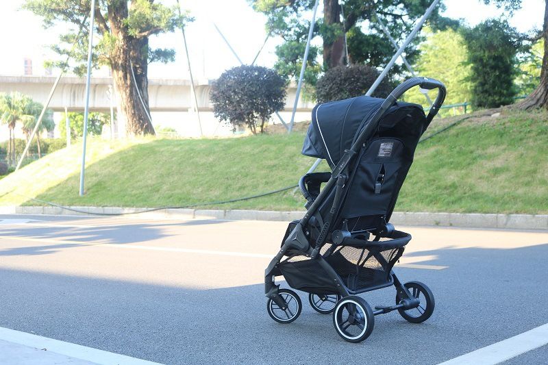 Passeggino Baballo leggero, può stare seduto o sdraiato, pieghevole con un pulsante, passeggino ammortizzante_voghion.com