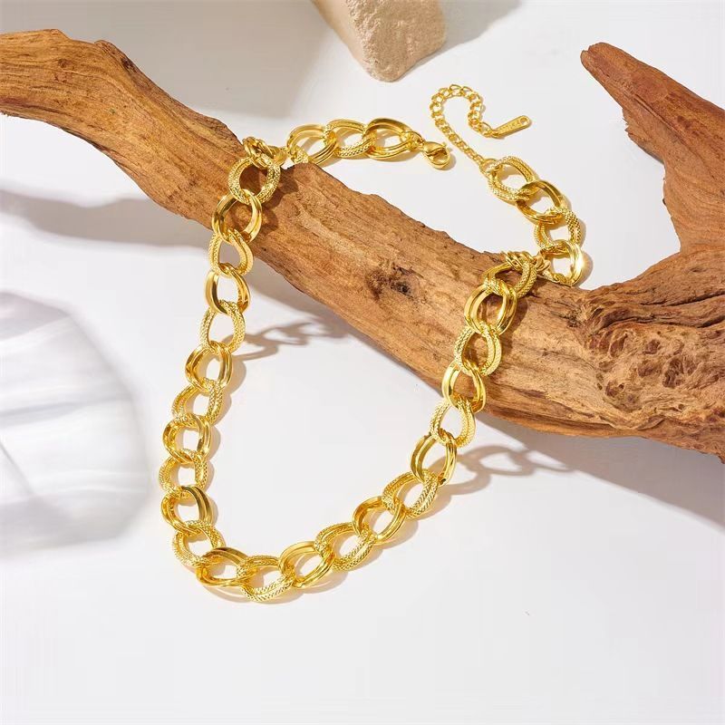 High-Quality New Stainless Steel Double-Layer Emed Cuban Chain Necklace Niche Ins Style For Women Elegant And_voghion.com