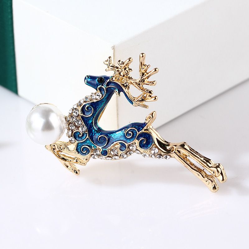 Korean version of the new Christmas oil drop alloy enamel rhinestone sika deer pearl brooch pin brooch female_voghion.com