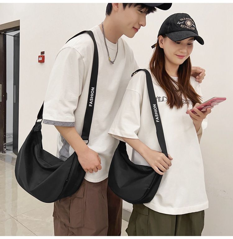 Borsa in tessuto di nylon da donna, borsa a tracolla semplice con motivo a mezzaluna, borsa a tracolla per coppia, borsa a tracolla per sport e tempo libero_voghion.com