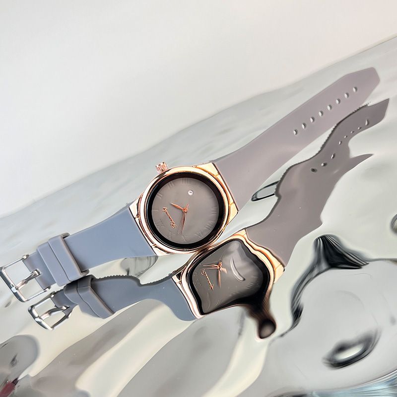 Schlanke Damenuhr mit römischem Hautgefühl, Armband, Quarzuhr, für den Alltag, Geburtstag, Jahrestag, Valentinstag_voghion.com