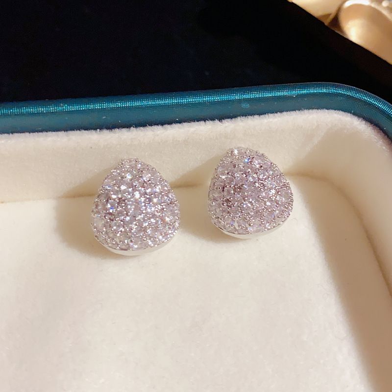 Orecchini eleganti con goccia d'acqua in zircone argento super lucido, design unico di nicchia alla moda_voghion.com