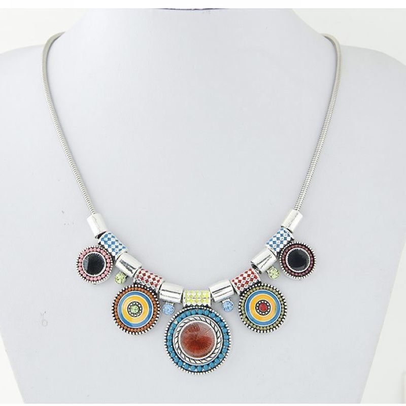 Collana con diamanti cavi in lega alla moda e versatile, set rotondo_voghion.com