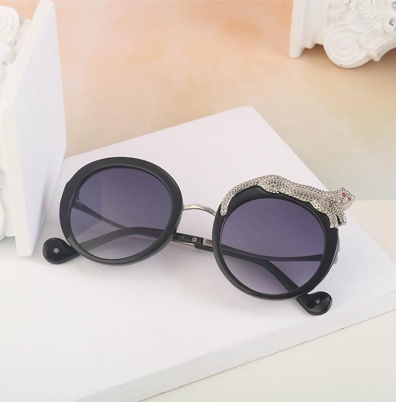 Punk leopard print women's oversized circular glasses, anti glare sunshade for driving and traveling_voghion.com