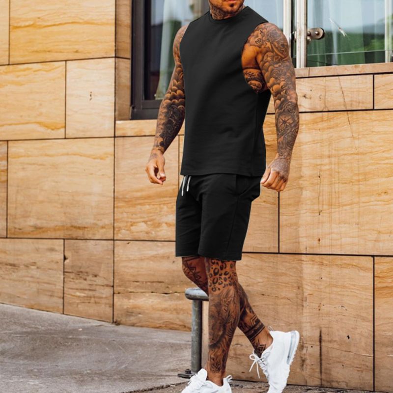 Pantalones casuales delgados de cinco puntos para hombres, top sin mangas, chaleco de color sólido, pantalones cortos, conjunto de dos piezas_voghion.com