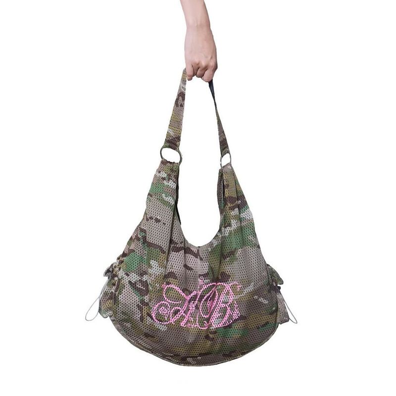 Grand sac à main réversible imprimé camouflage noir Millennium Hottie_voghion.com