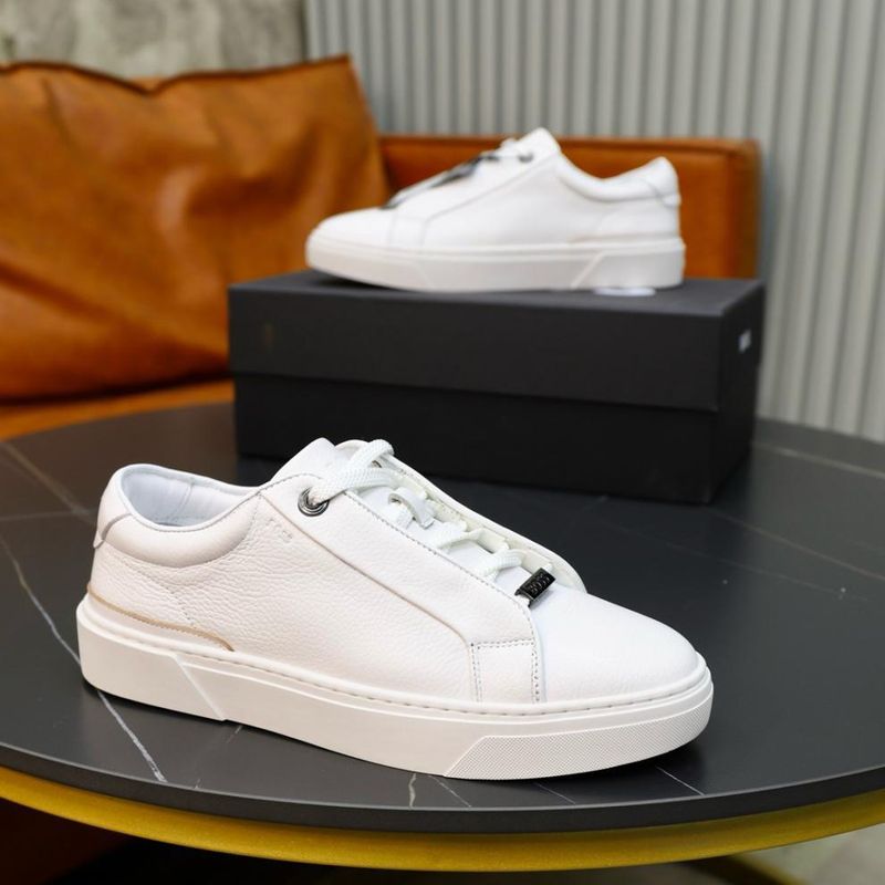 Neue Stil Wildleder Echtleder Sneakers Modetrend Casual Sports Herren British Business Schuhe Trendy_voghion.com