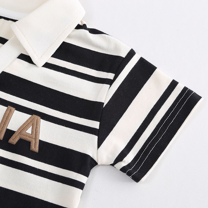 Barnkläder, pojkkostym, 1 år 1,5 år gammal, 3 till 4 pojkar, bokstäver, kortärmade, sommarkläder för 2 barn_voghion.com