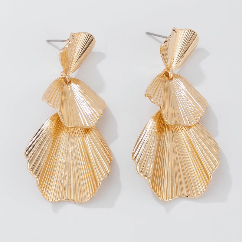 Personality metal geometric texture hollow earrings female irregular twisted glossy earrings earrings_voghion.com