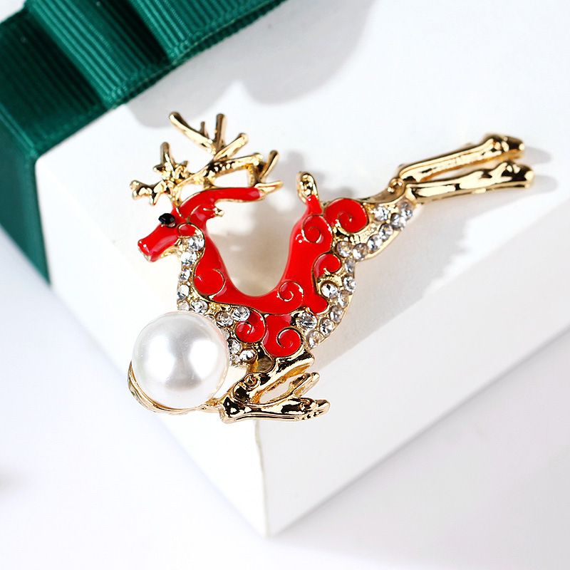 Korean version of the new Christmas oil drop alloy enamel rhinestone sika deer pearl brooch pin brooch female_voghion.com