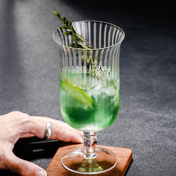 Taça de coquetel de cristal listrada - Elegante copo alto para champanhe e suco (utensílio para bar de 12 oz, perfeito para drinques longos, bebidas geladas e decoração de festas)_voghion.com