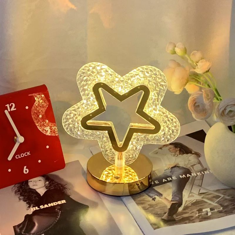 Nowa miłość Pentagram Kryształowa lampa biurkowa do sypialni Atmosfera Zaawansowana lampka nocna_voghion.com