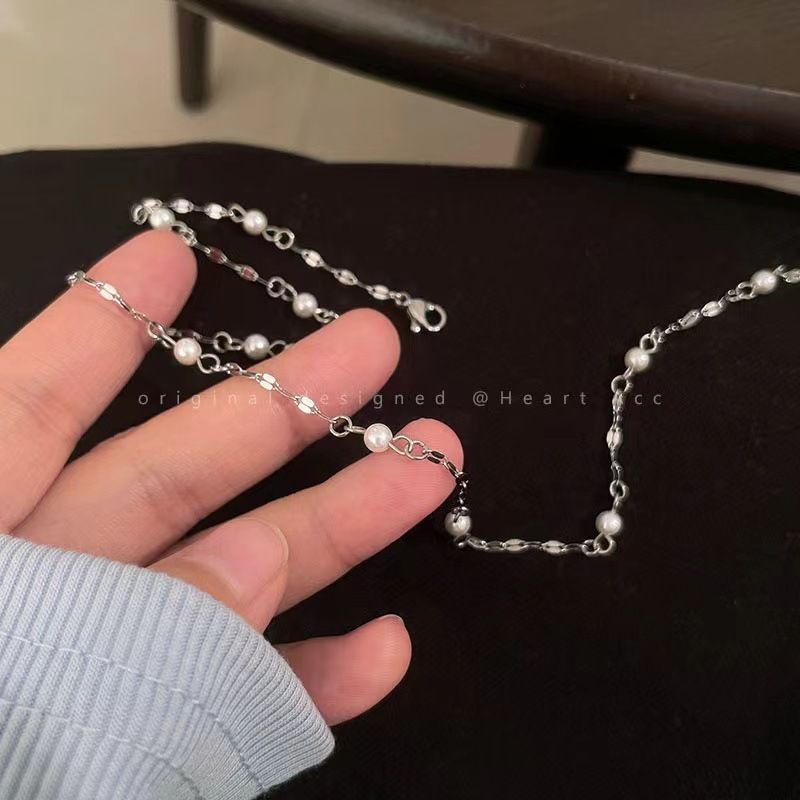 Collana con clavicola di perle non sbiadite in acciaio al titanio da donna, accessori per collane di nicchia dal design, temperamento semplice, collana versatile_voghion.com