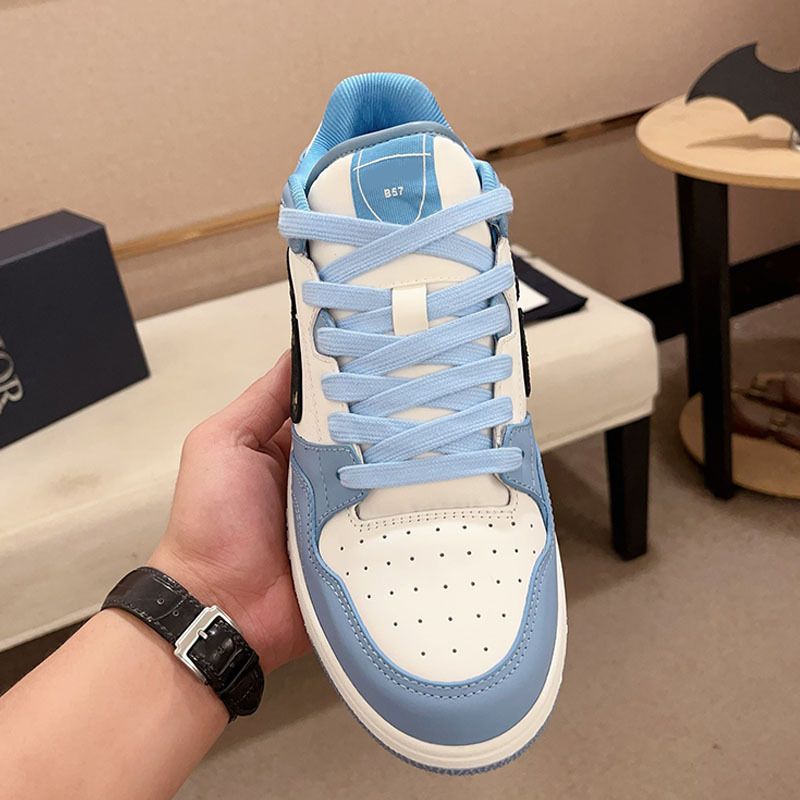 2024 Nuove scarpe sportive per il tempo libero D Family Couple B57 con suola spessa in vera pelle con lacci e blocchi di colore, per uomo e donna_voghion.com