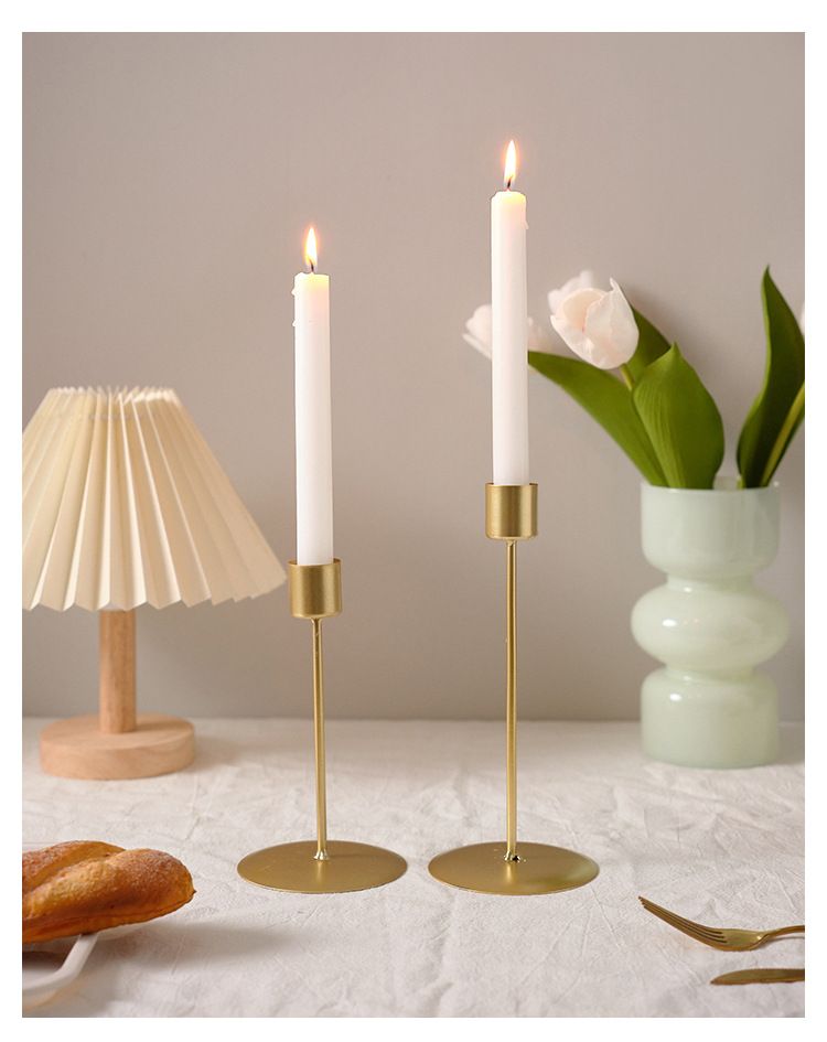 Ensemble de bougeoirs en fer faits main – Décoration de table vintage dorée et noire pour dîners romantiques, mariages et cadeaux de Noël (plusieurs styles)_voghion.com