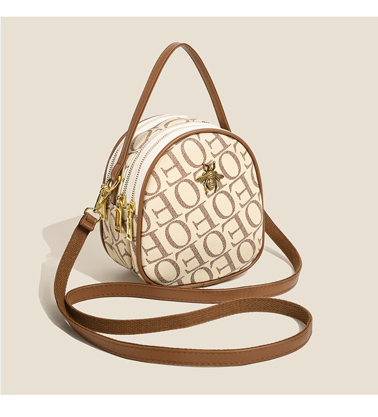 Internet famous handbag for women in 2024, new trendy and fashionable printed diagonal cross women's small square bag,_voghion.com