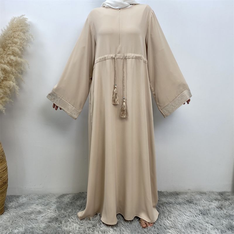 Ramadan moslim vrouw jurk vooraan rits verborgen riem Dubai abaya mouwen met zilveren rand ontwerp Marokkaanse kaftan koninklijke vrouwen rood_voghion.com