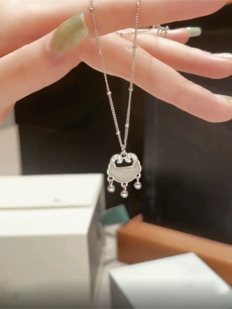 Collana con lucchetto di sicurezza in giada Hotan in argento sterling da donna per progettare una nuova catena cinese per maglione e fidanzata_voghion.com