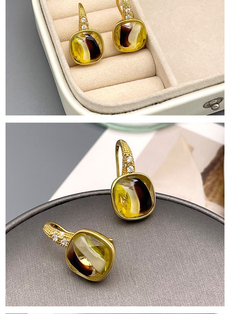 Korean Fashion Commuter Earhook Geometric Inlaid Crystal Glass Personalized Charm with Niche Design Simple Earrings_voghion.com