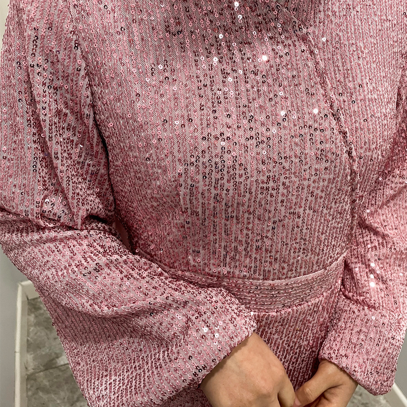 Abito a trapezio a maniche lunghe con gonna a ruota in vita con paillettes da donna_voghion.com