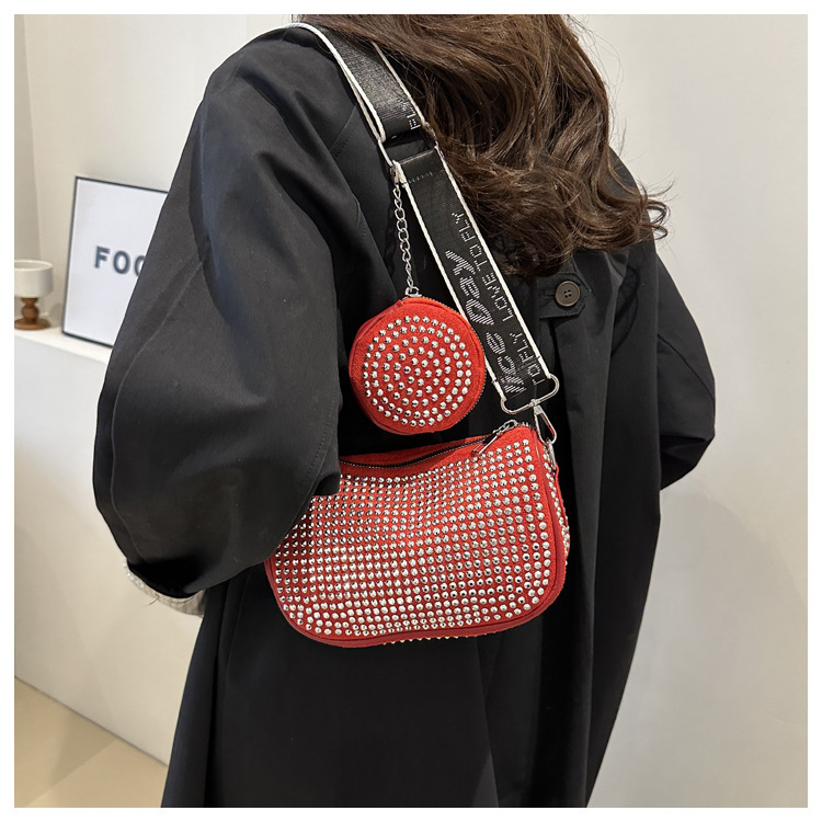Donna alla moda con semplici strass intarsiati, borsa a tracolla alla moda a spalla singola, borsa di tendenza da discoteca,_voghion.com