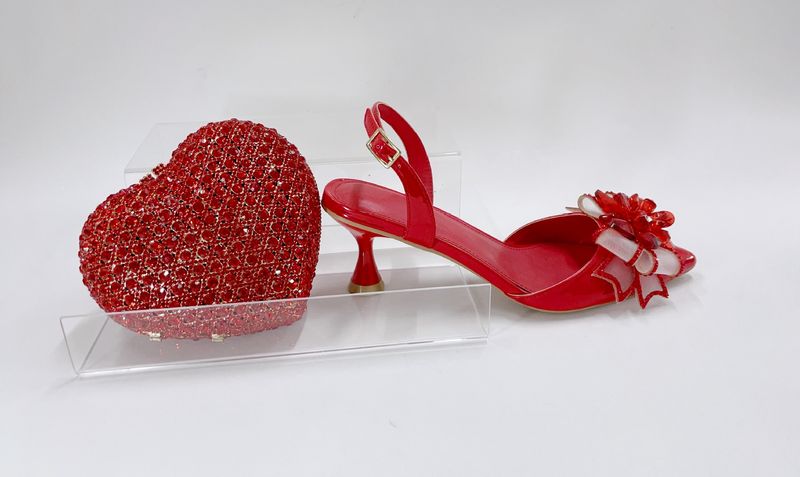 Women's High Heeled Sandals With Stilettos And Pointed Toes, Crystal Glass Flower High Heeled Sandals, Red Bridal Party Bag_voghion.com