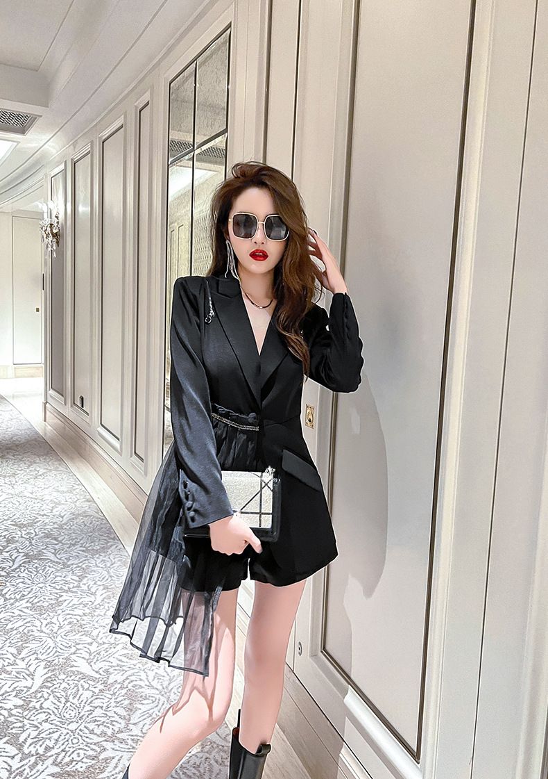 GraceChic Herbstkollektion 2025: Elegantes, tailliertes Damen-Kostümkleid mit Kragen, figurformend und kurz (2-teilig) 5379_voghion.com